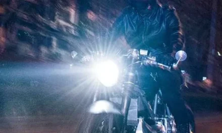 Penerangan Kendaraan Bermotor Dengan Lampu LED