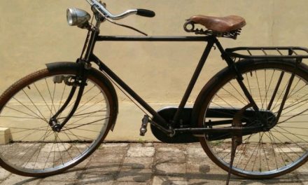 Warisan Sepeda Ontel Yang Sudah Berumur Sangat Tua