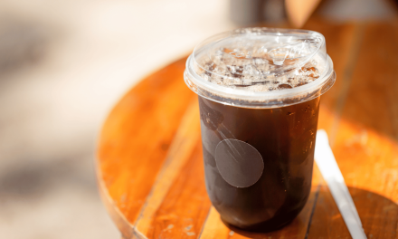 Sebuah Kopi Minuman Anak Muda Americano