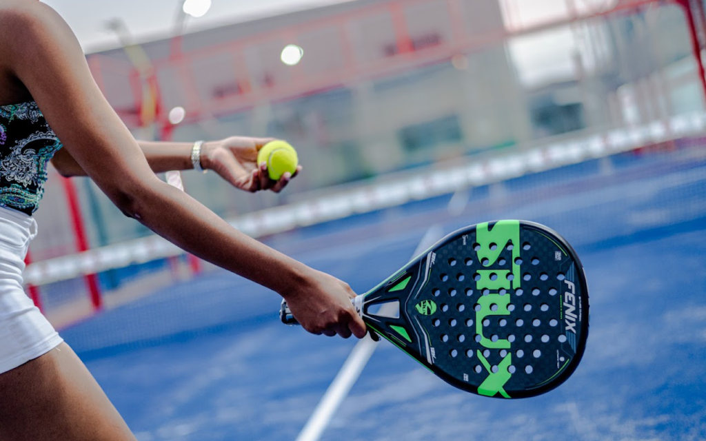 Olahraga Populer Padel Permainan Dengan Pemukul Raket