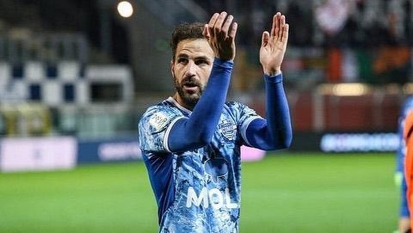 Pesepakbola Fabregas Yang Handal Dalam Permainan Lapangan
