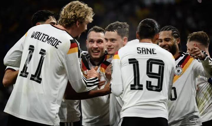 Pemain Sepakbola Evans Dengan Karakter Hebatnya