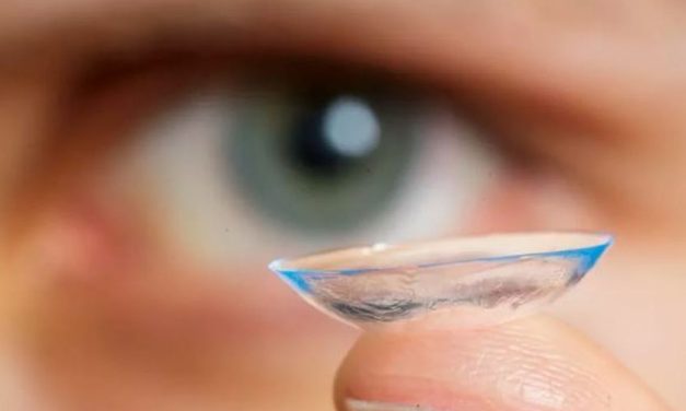 Penggunaan Kontak Lens Atau Softlens Untuk Mata