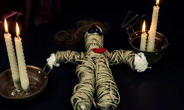 Budaya Indonesia Santet Untuk Menyakiti Orang Lain