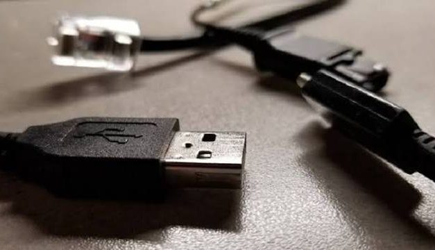 Port Kabel USB Untuk Beberapa Perangkat Elektronik