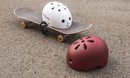 Olahraga Papan Beroda Sebuah Permainan Skateboard