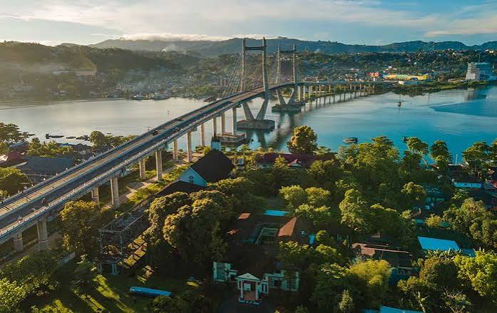 Wilayah Ambon Sebuah Kota Dengan Keanekaragaman