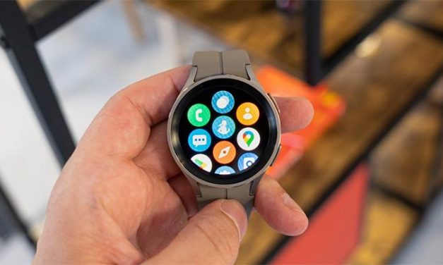 Perangkat Canggih Smartwatch Sebuah Jam Pintar