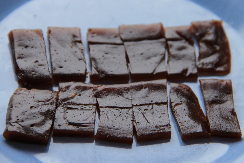 Makanan Lengket Manis Dodol Khas Tradisional Indonesia