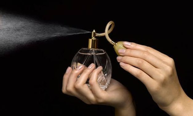 Wewangian Parfume Untuk Keharuman Tubuh Seseorang