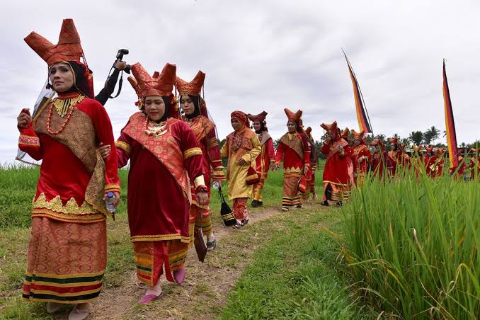Suatu Etnis Budaya Suku Minang Di Indonesia