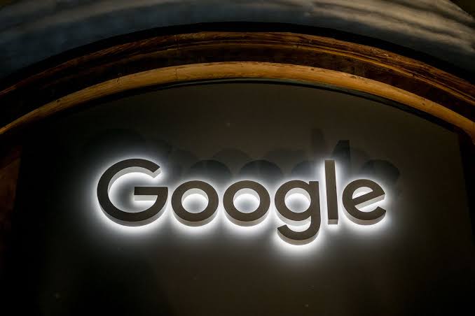 Teknologi Digital Google Dalam Mencari Informasi
