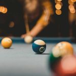 Olahraga Permainan Billiard Pada Sebuah Meja