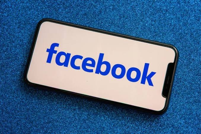 Sebuah Aplikasi Digital Sosial Media Facebook